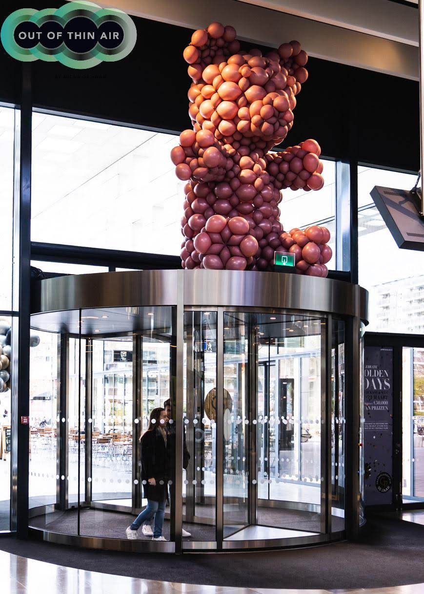 Custom branded giant teddy bear balloon decoration at revolving door entrance of Gelderlandplein in Amsterdam (2019)